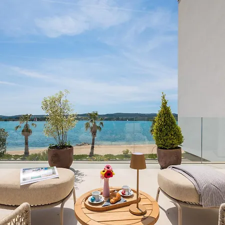 Piano By Adriaticluxuryvillas Vila Turanj
