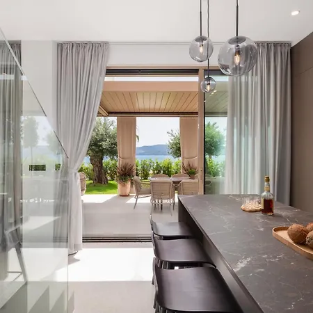 Piano By Adriaticluxuryvillas * Турань