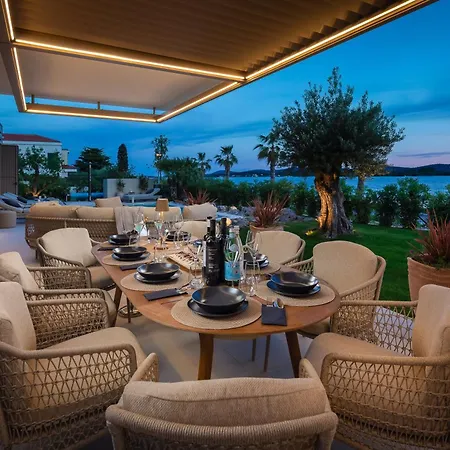 Piano By Adriaticluxuryvillas Vila Turanj