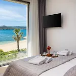 Piano - Adriatic Luxury * Turanj